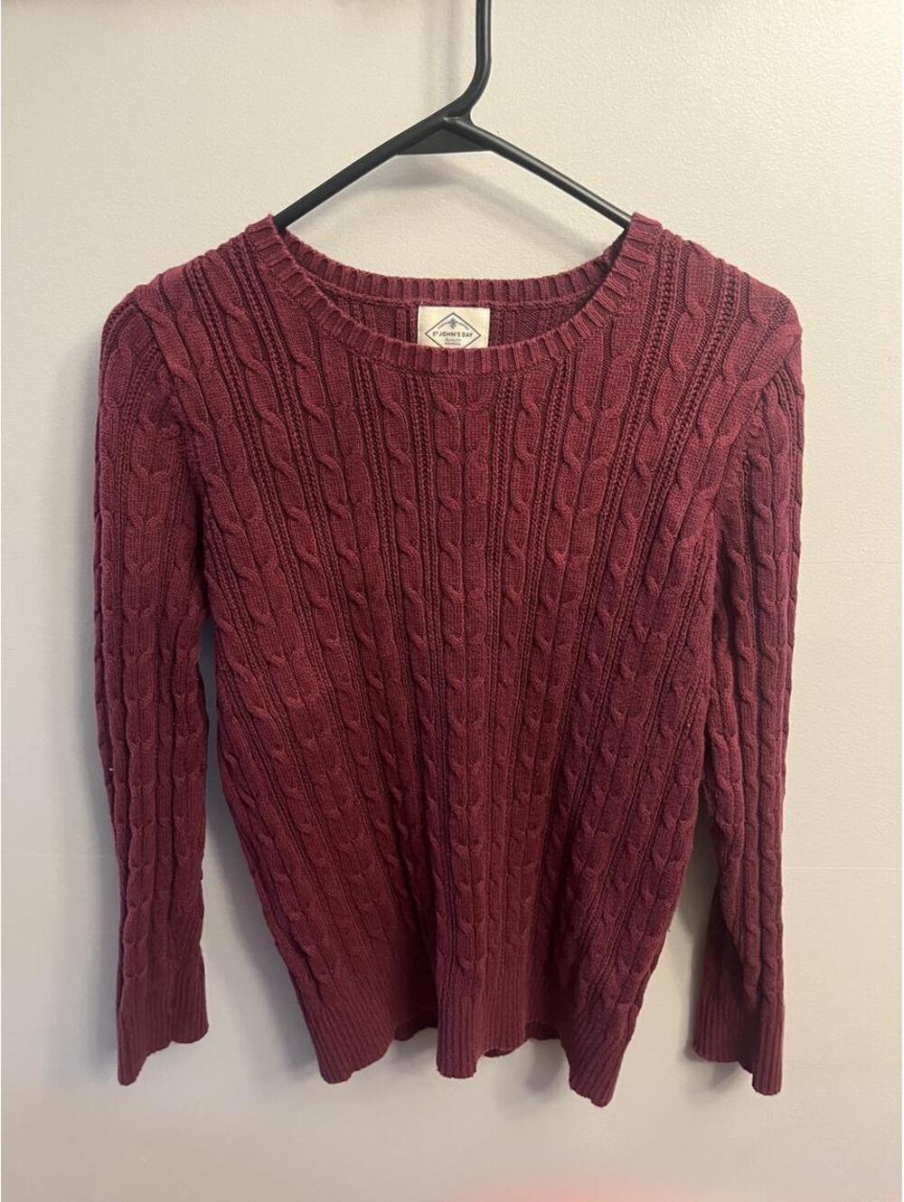 St. John's Bay Men's Burgundy and Red Jumper